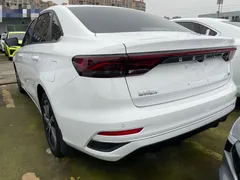 2022 Geely Emgrand 4th Gen 1.5L CVT Premium, белый — фото 12