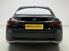 2021 Lexus ES 200 Excellence, чёрный — фото 6