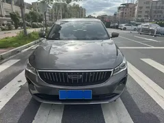 2022 Geely Emgrand 4th Gen 1.5L CVT Luxury — фото 2