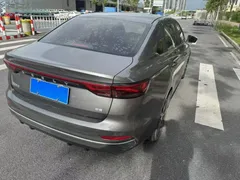 2022 Geely Emgrand 4th Gen 1.5L CVT Luxury — фото 6