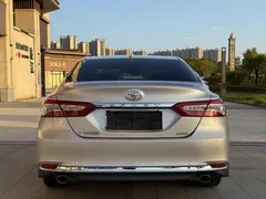 2023 Toyota Camry 2.0G Luxury — фото 13