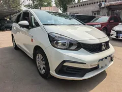 2021 Honda Fit 1.5L CVT Pro, белый — фото 3
