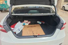 2021 Toyota Camry 2.0G Luxury, белый — фото 11
