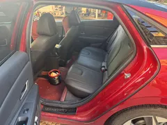 2022 Hyundai Elantra 1.5L CVT LUX Premium, красный — фото 11
