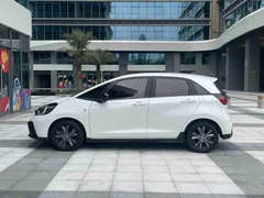 2023 Honda Fit 1.5L CVT, белый — фото 2