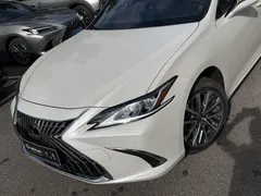 2022 Lexus ES 200 Excellence, белый — фото 2