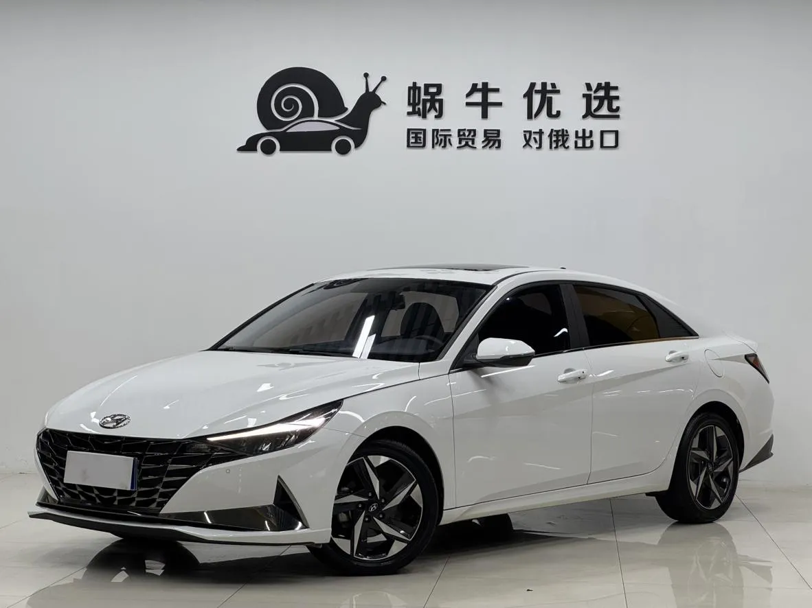 2022 Hyundai Elantra 1.5L CVT LUX Premium