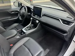 2022 Toyota RAV4 2.0L CVT 2WD Fashion, белый — фото 9