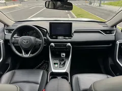 2022 Toyota RAV4 2.0L CVT 2WD Fashion, белый — фото 11