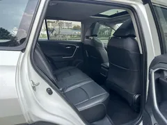 2022 Toyota RAV4 2.0L CVT 2WD Fashion, белый — фото 12