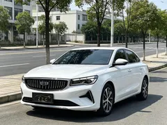2022 Geely Emgrand 4th Gen 1.5L CVT Luxury, белый — фото 1