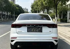 2022 Geely Emgrand 4th Gen 1.5L CVT Luxury, белый — фото 10
