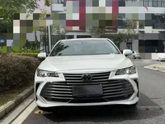 2021 Toyota Avalon 2.5L Luxury, белый — фото 2