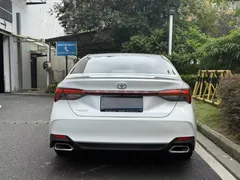 2021 Toyota Avalon 2.5L Luxury, белый — фото 6