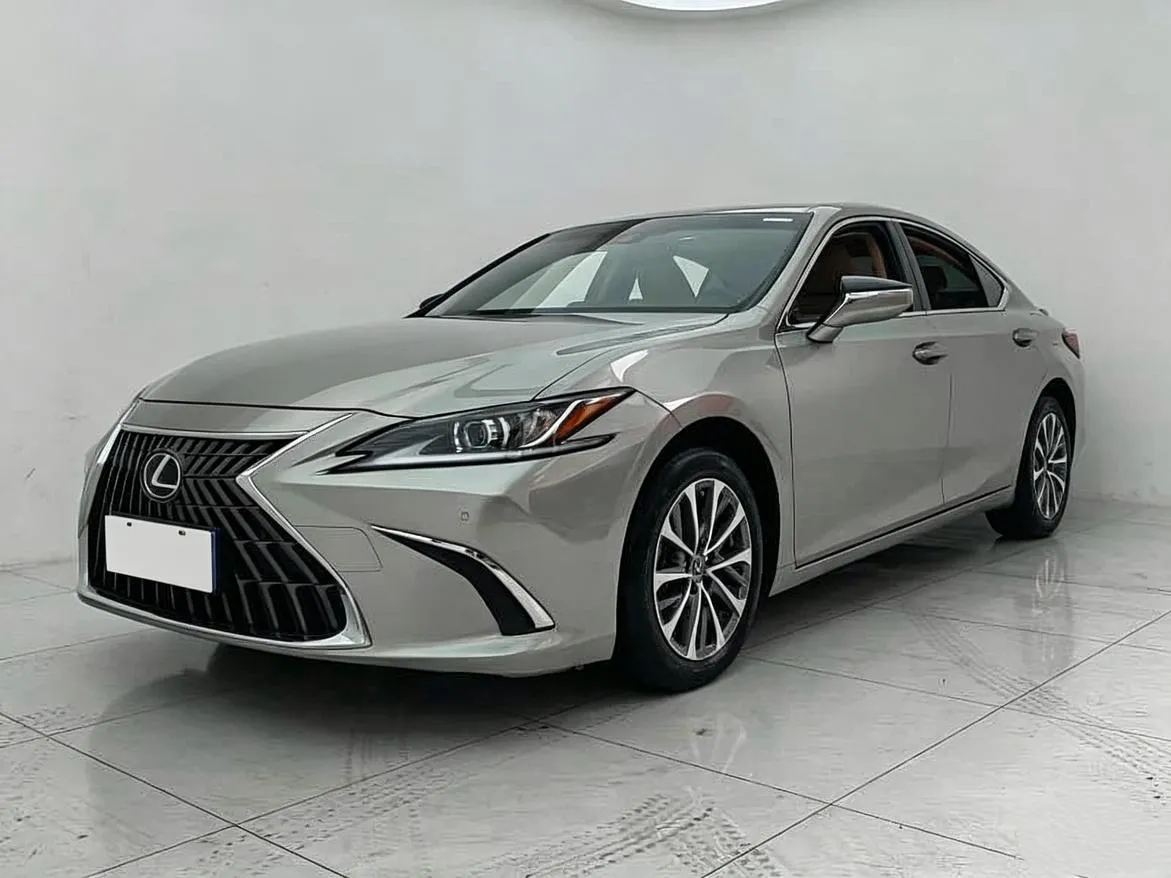 2022 Lexus ES 200 Luxury