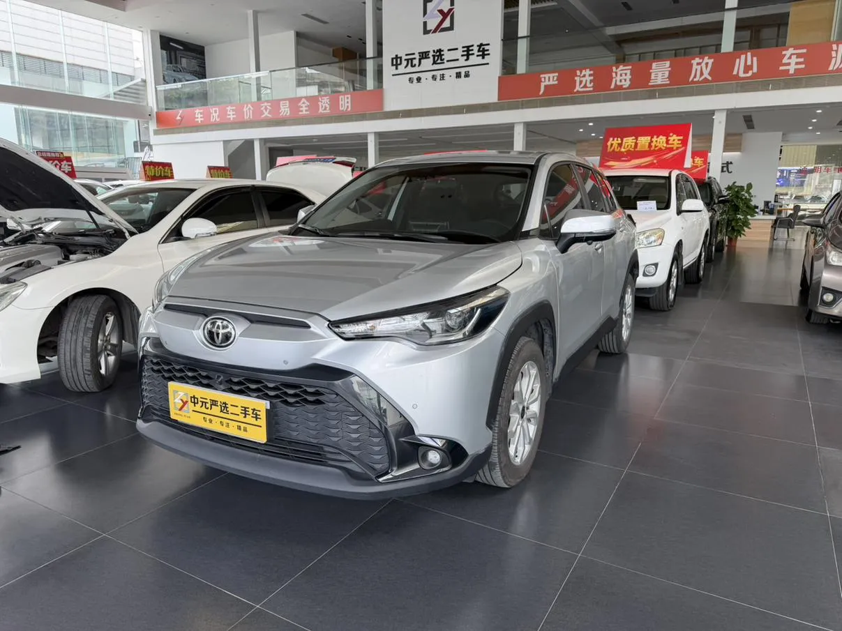 2022 Toyota Frontlander 2.0L CVT Elite