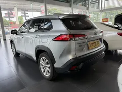 2022 Toyota Frontlander 2.0L CVT Elite — фото 8