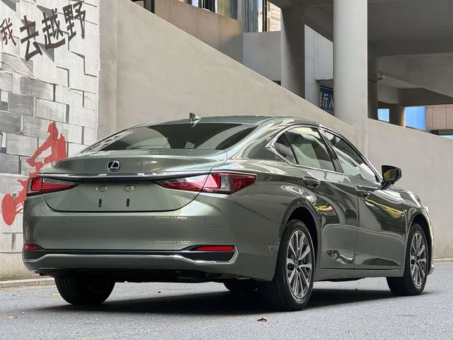 2021 Lexus ES 200 Excellence