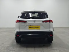 2023 Toyota Frontlander 2.0L CVT Leading, белый — фото 6