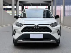 2022 Toyota RAV4 2.0L CVT 4WD Fashion Plus, белый — фото 2
