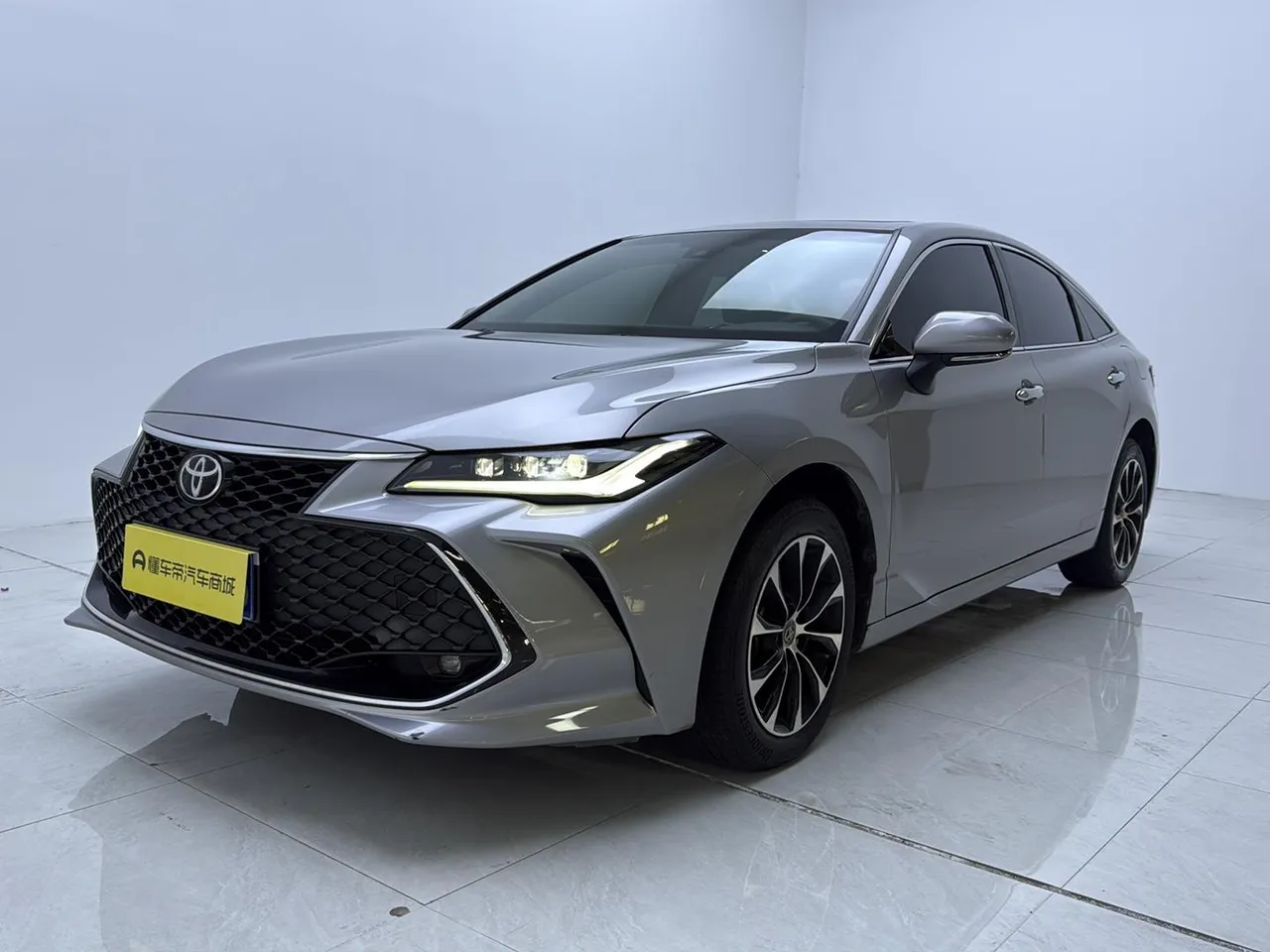 2023 Toyota Avalon 2.5L AT Luxury