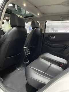 2023 Honda Vezel 1.5L CVT Tech, белый — фото 5
