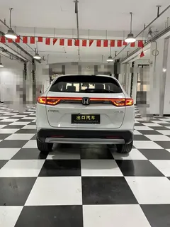 2023 Honda Vezel 1.5L CVT Tech, белый — фото 7