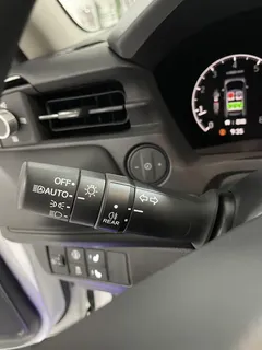 2023 Honda Vezel 1.5L CVT Tech, белый — фото 14
