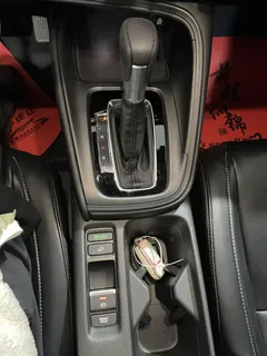 2023 Honda Vezel 1.5L CVT Tech, белый — фото 15