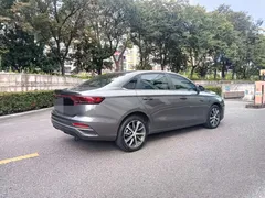 2022 Geely Emgrand 4th Gen 1.5L CVT Flagship — фото 5