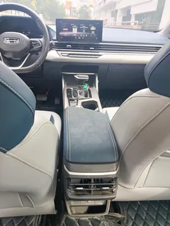 2022 Geely Emgrand 4th Gen 1.5L CVT Flagship — фото 12