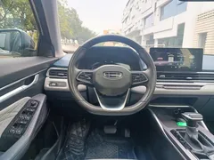 2022 Geely Emgrand 4th Gen 1.5L CVT Flagship — фото 14