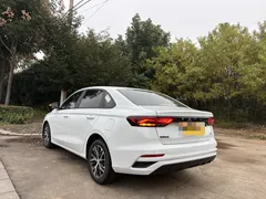 2023 Geely Emgrand 1.5L CVT Luxury Champion 4th Gen, белый — фото 4