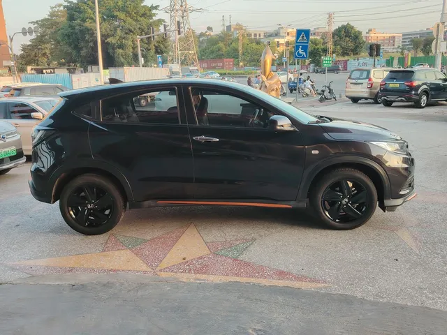 2022 Honda Vezel 1.5L CVT Pioneer
