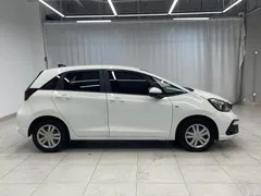 2021 Honda Fit 1.5L CVT, белый — фото 8