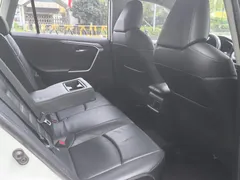 2023 Toyota RAV4 2.0L CVT 2WD Fashion Plus, белый — фото 12