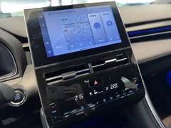 2022 Toyota Avalon 2.0L XLE Premium, белый — фото 10