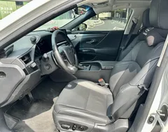 2022 Lexus ES 200 Excellence, белый — фото 4