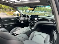 2023 Toyota Camry 2.5G Luxury — фото 12