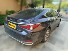 2022 Lexus ES 200 Excellence, синий — фото 2
