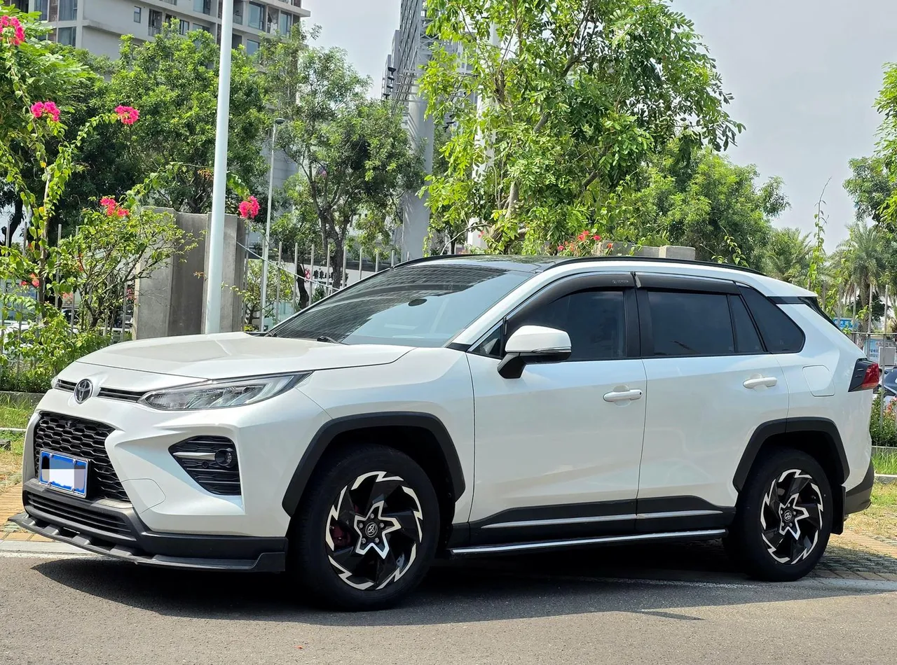 2022 Toyota Wildlander 2.0L 2WD Premium