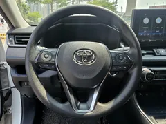 2022 Toyota Wildlander 2.0L 2WD Premium, белый — фото 5