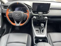 2023 Toyota RAV4 2.0L CVT 2WD Fashion Plus, белый — фото 9