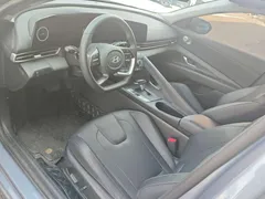 2023 Hyundai Elantra 1.5L CVT LUX Premium — фото 7
