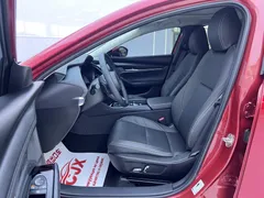 2022 Mazda Mazda3 2.0L AT, красный — фото 7