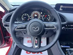 2022 Mazda Mazda3 2.0L AT, красный — фото 11