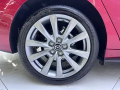 2022 Mazda Mazda3 2.0L AT, красный — фото 19