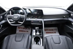 2023 Hyundai Elantra 1.5L CVT LUX Premium, белый — фото 13
