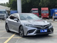 2022 Toyota Camry 2.5S Knight — фото 3