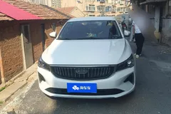2023 Geely Emgrand 4th Gen Champion 1.5L MT Luxury, белый — фото 3